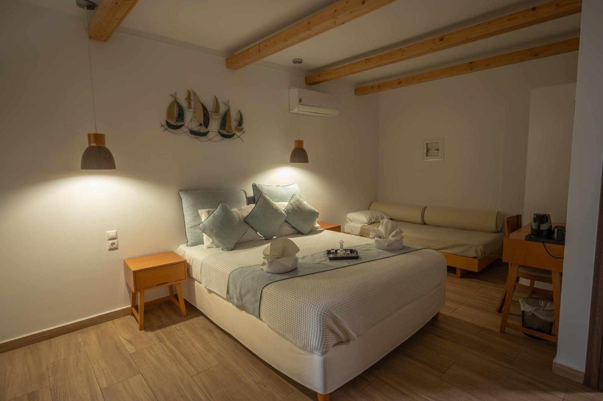Karidis Hotel Kamári Exteriér fotografie