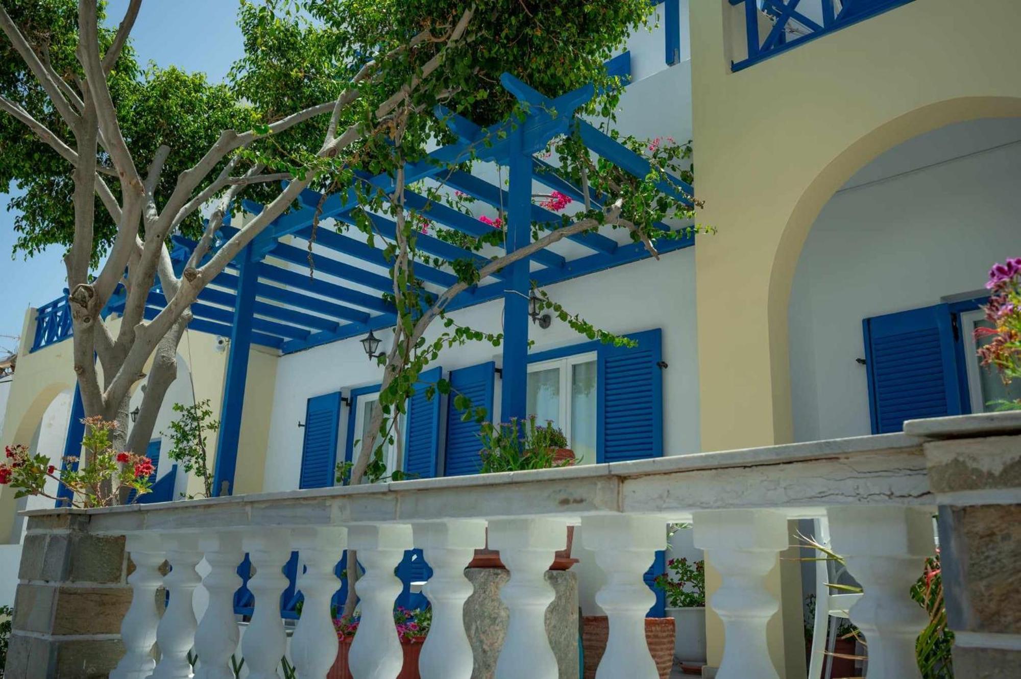 Karidis Hotel Kamári Exteriér fotografie