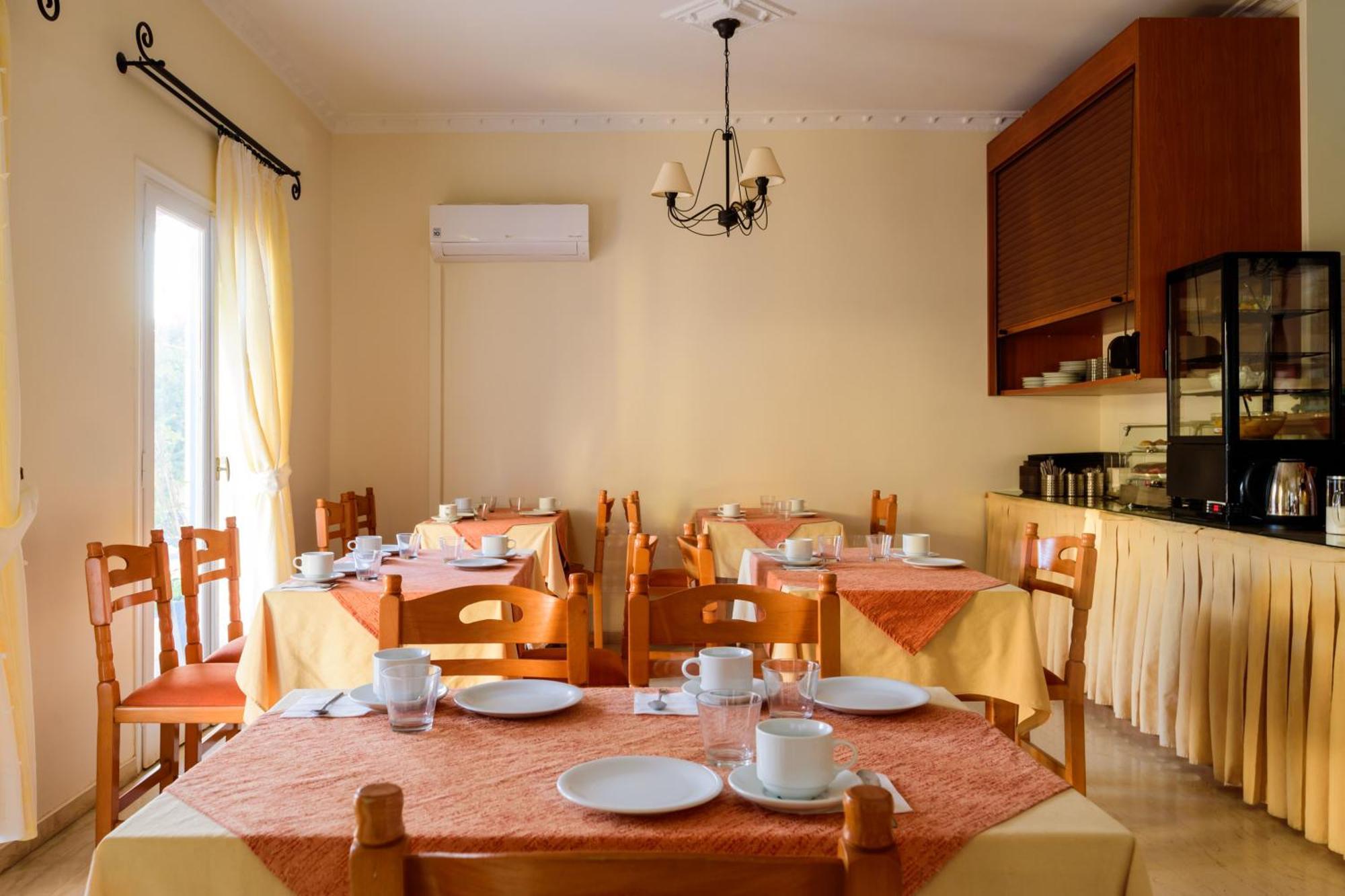 Karidis Hotel Kamári Exteriér fotografie